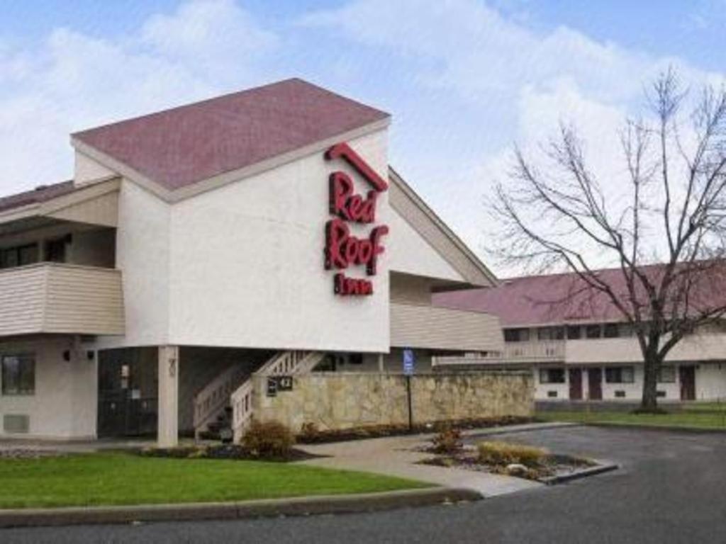 Red Roof Inn Plus+ University At Buffalo - Амхерст Экстерьер фото